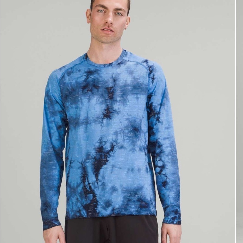 Lululemon Men’s Athleisure Metal Vent Tech Long Sleeve Shirt